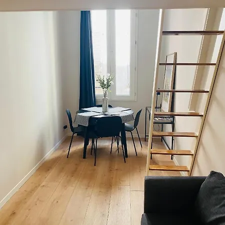Apartment Vieux Charmante Mezzanine *